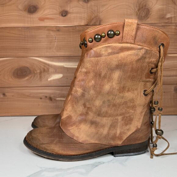 Free People Wayland Brown Distressed Leather Studs Back Ankle Boots Women's 6.5 - Picture 10 of 16
